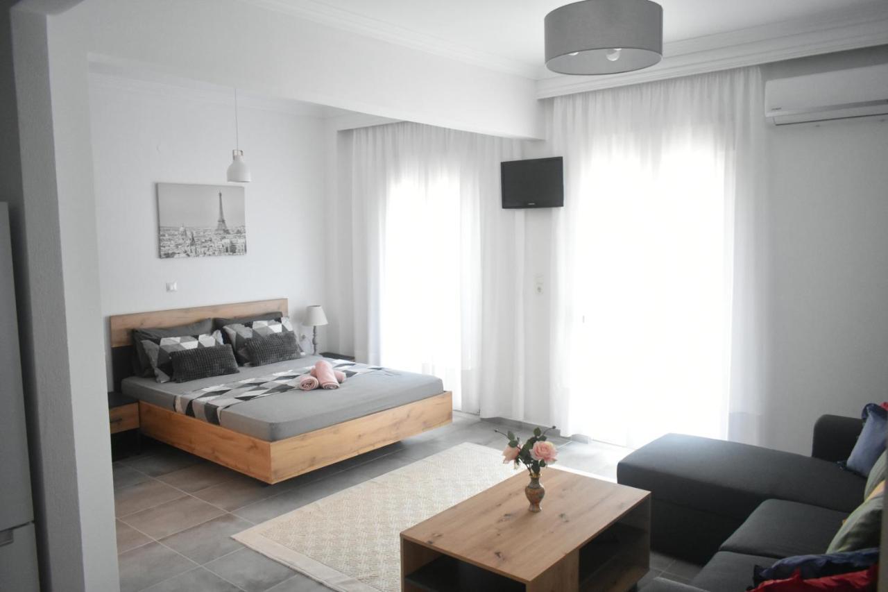 Seaside Apartments Неа Ираклия Екстериор снимка
