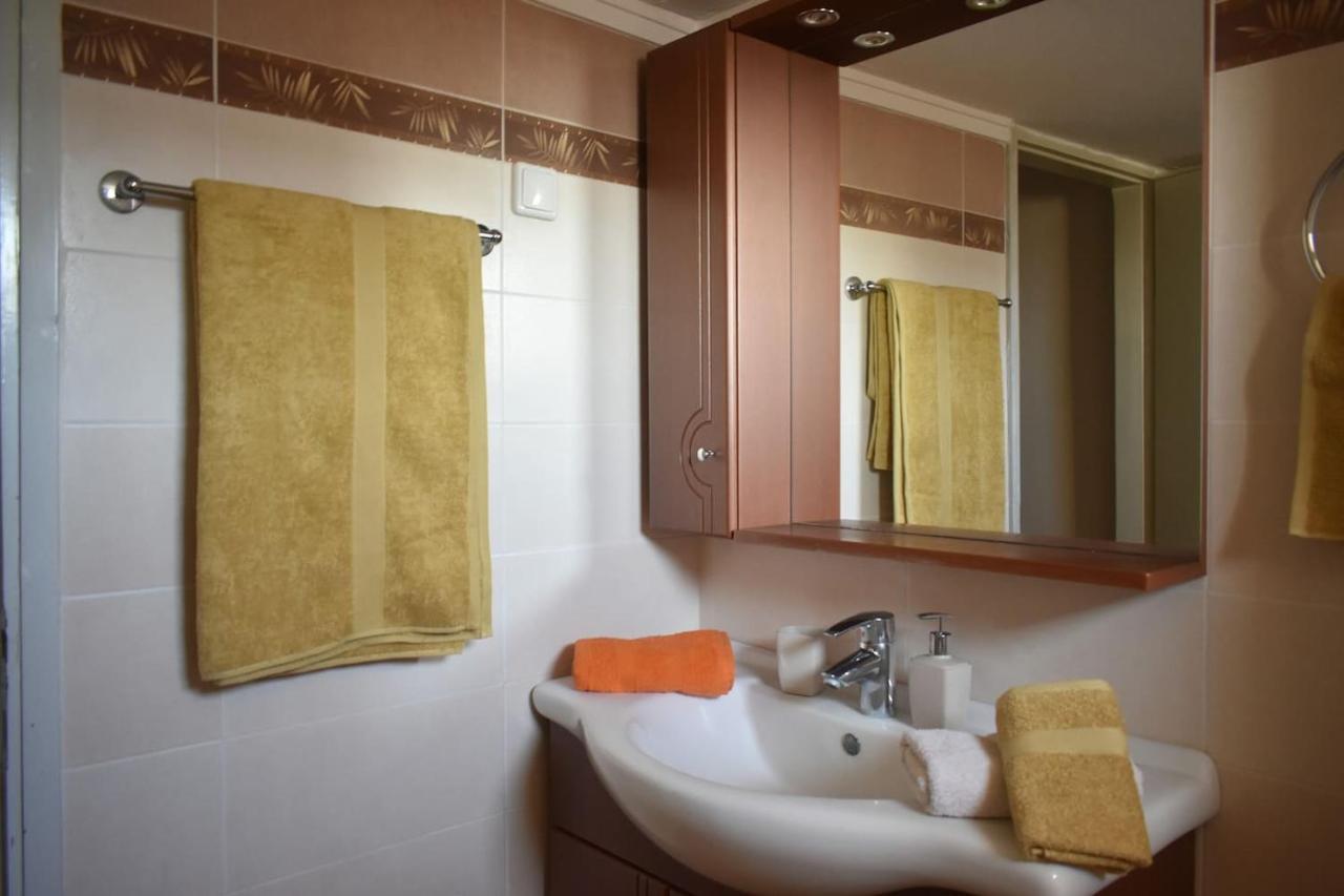 Seaside Apartments Неа Ираклия Екстериор снимка
