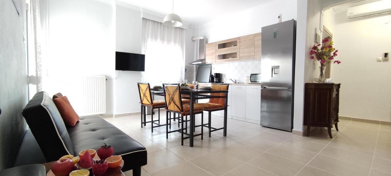 Seaside Apartments Неа Ираклия Екстериор снимка